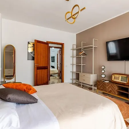 Piazza Mazzini Prestige Λέτσε